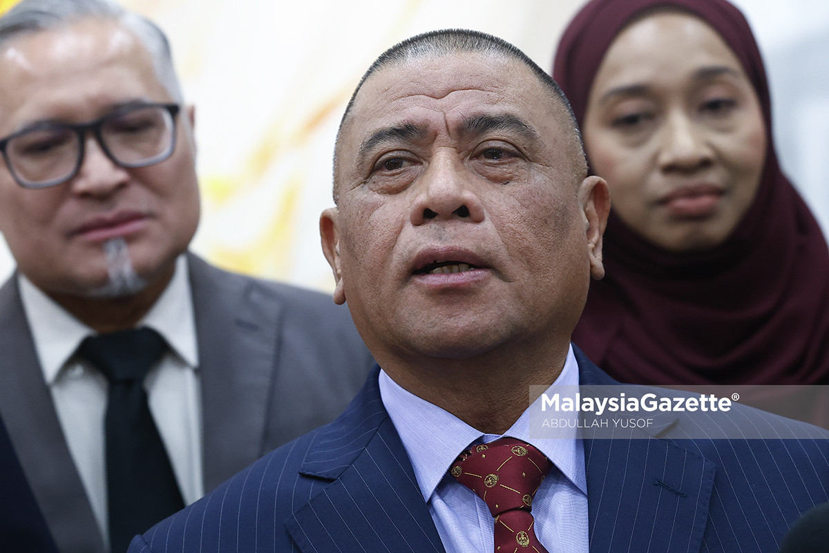 Dana Kreatif Perak pemangkin industri kreatif DKP PORT” “industri kreatif Perak PORT” “DKP Perak 2025 2026” “Saarani Mohamad seni Perak” “bantuan penggiat seni Perak” “filem pendek Perak DKP” “Ekonomi Pengalaman Perak Sejahtera 2030” “pembangunan seni budaya Perak”