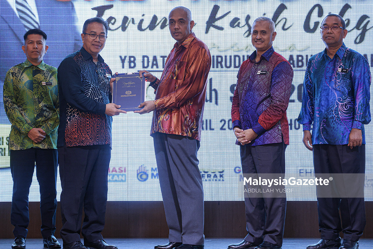 SBP Perak kecemerlangan SPM kecemerlangan SPM Perak, sekolah berasrama penuh SBP, prestasi SPM 2025 Perak, GPN Perak meningkat, Khairudin Abu Hanipah pendidikan, KPI sekolah berasrama penuh, keputusan SPM negeri Perak