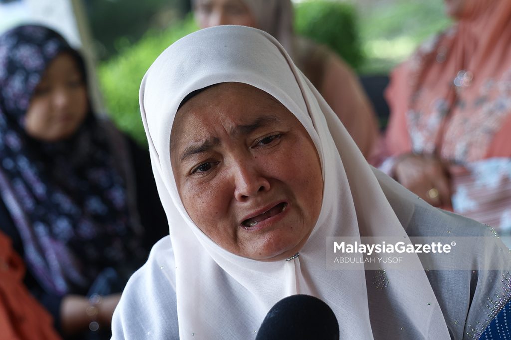 'Kami bukan orang senang, kami cari rezeki sendiri'