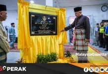 MGPerak: Sultan Nazrin Rasmi Masjid Al-Muhajirin, Sertai Takbir Aidiladha