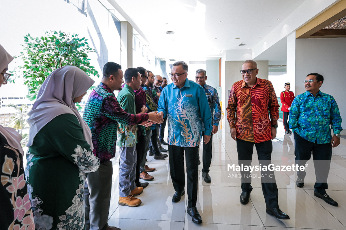 Agenda bandar pintar MBI perlu beri manfaat kepada rakyat Keyphrase Synonyms Bandar pintar Ipoh Agenda smart city MBI MBI tingkatkan perkhidmatan kepada rakyat Teknologi bandar pintar Ipoh Pembangunan bandar pintar Perak Related Keyphrase MBI laksana agenda bandar pintar Bandar pintar tingkat kualiti hidup rakyat Perkhidmatan digital Majlis Bandaraya Ipoh Bandar pintar selari Perak Sejahtera 2030 Ipoh destinasi pelancongan utama negara