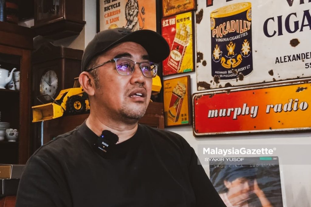 Khidmat baik pulih barangan antik jadi keunikan Vintage Ipoh Gallery
