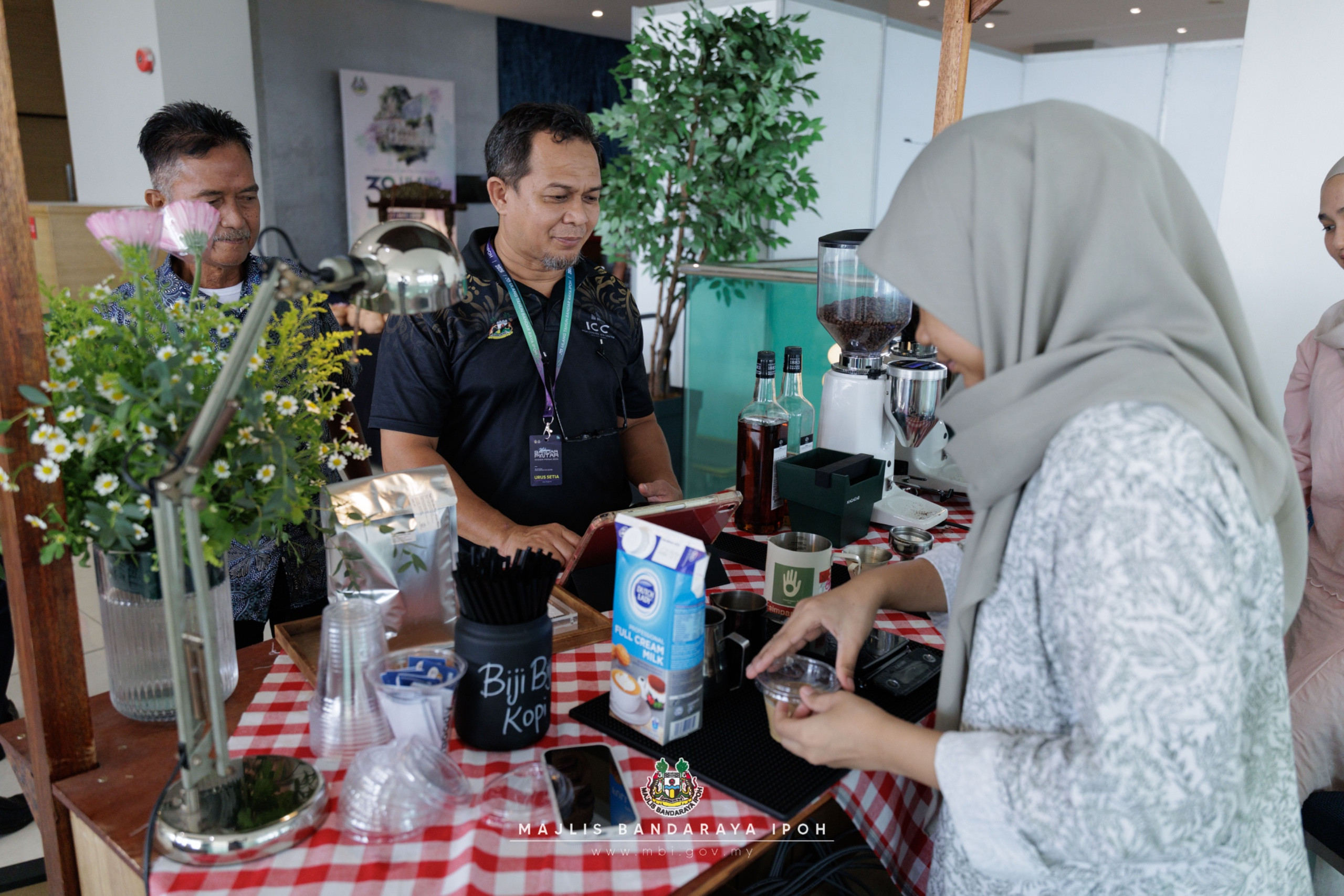 Karnival Ulang Tahun Bandar Raya Ipoh Ke-38 Related Keyphrase: ulang tahun Bandar Raya Ipoh, Karnival MBI Ipoh, Pusat Konvensyen Ipoh ICC, aktiviti komuniti Ipoh, sambutan ulang tahun bandar raya