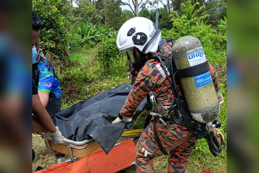 Lelaki OKU mental ditemukan meninggal dunia di Batu Kurau Related Keyphrases: Zakaria Shamsuddin, OKU mental hilang, Batu Kurau, lelaki hilang ditemukan meninggal dunia, operasi mencari mangsa hilang, JBPM Perak, polis Selama, Kampung Simpang Empat Anak Kurau