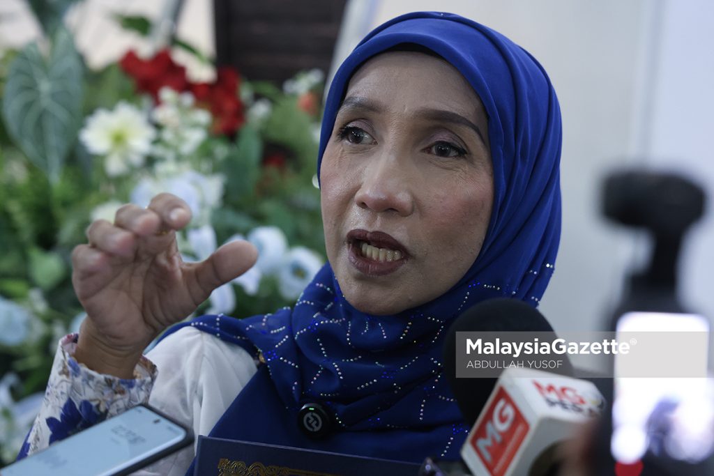 Penantian 28 tahun berakhir, peserta, waris FELCRA Seri Gala terima geran hak milik