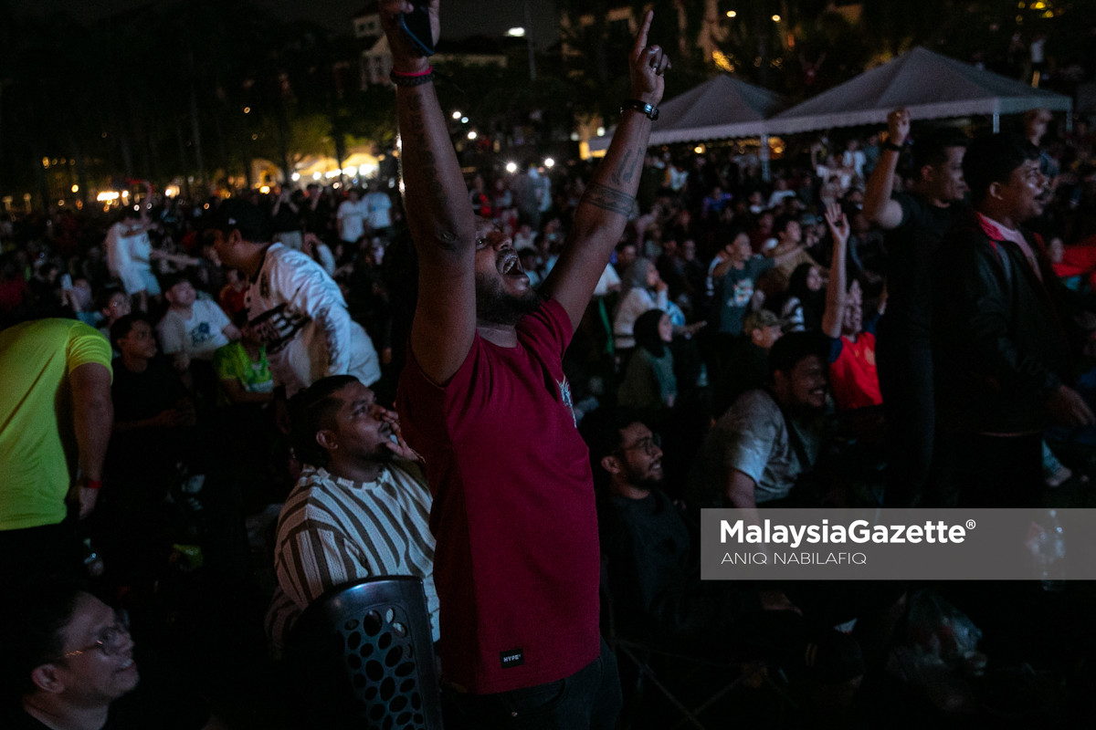 Tayangan final Piala Dunia 2026 Ipoh tayangan skrin besar Piala Dunia 2026 final Piala Dunia 2026 di Ipoh Saarani Mohamad Piala Dunia Dataran Bandaraya Ipoh Piala Dunia nonton final Piala Dunia 2026 Saarani Mohamad tonton Piala Dunia 2026 Dataran Bandaraya Ipoh Sepanyol juara Piala Dunia 2026 Tayangan skrin besar Piala Dunia Majlis Bandaraya Ipoh (MBI)