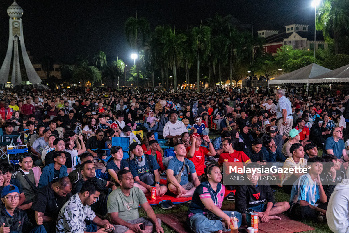 Tayangan final Piala Dunia 2026 Ipoh tayangan skrin besar Piala Dunia 2026 final Piala Dunia 2026 di Ipoh Saarani Mohamad Piala Dunia Dataran Bandaraya Ipoh Piala Dunia nonton final Piala Dunia 2026 Saarani Mohamad tonton Piala Dunia 2026 Dataran Bandaraya Ipoh Sepanyol juara Piala Dunia 2026 Tayangan skrin besar Piala Dunia Majlis Bandaraya Ipoh (MBI)