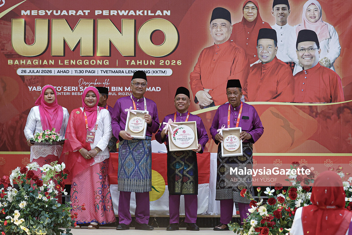 Saarani gariskan lima fokus PRU16 Keyphrase synonyms Saarani Mohamad PRU16 Lima fokus UMNO hadapi PRU16 Persediaan UMNO PRU16 UMNO Perak hadapi PRU16 Saarani perkukuh jentera UMNO Related keyphrase (5) Jentera UMNO Perak Persediaan Pilihan Raya Umum Ke-16 Saarani Mohamad UMNO Perak UMNO kuasai medan digital Mesyuarat Perwakilan UMNO Bahagian Lenggong