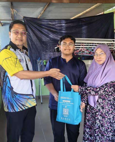 WEZAS UPSI santuni waris kakitangan, salur bantuan pelajar di Johor