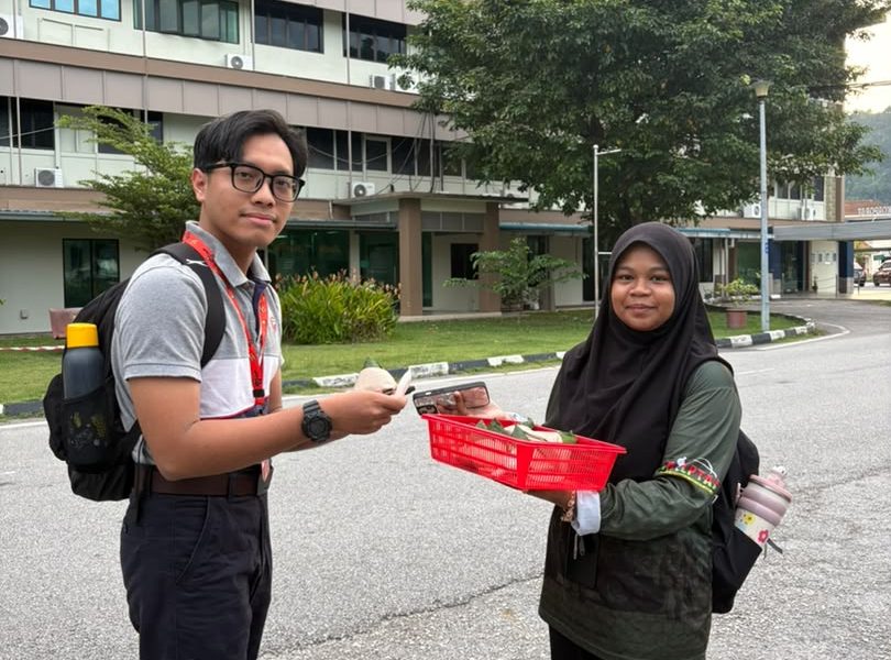 Gerobok Rezeki 5.0 PUO Keyphrase Synonyms Gerobok Rezeki Politeknik Ungku Omar, sarapan percuma pelajar PUO, program kebajikan pelajar PUO, inisiatif kebajikan Politeknik Ungku Omar, Gerobok Rezeki pelajar politeknik Related Keyphrase Sarapan percuma pelajar politeknik Kebajikan pelajar Politeknik Ungku Omar Program kebajikan pelajar TVET Gerobok Rezeki Perak Inisiatif pelajar memerlukan di PUO sarapan percuma