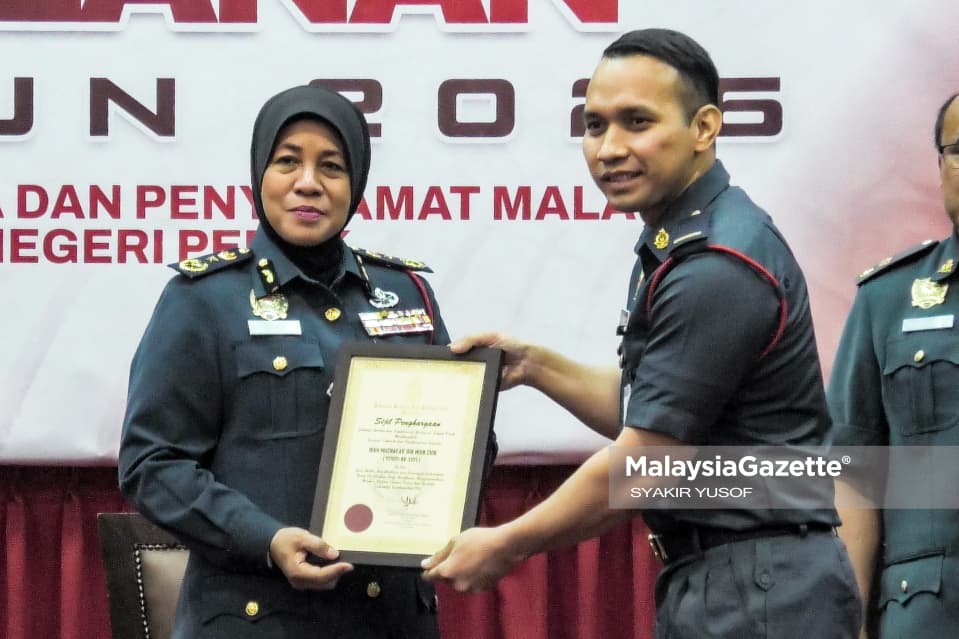 Empati, kata-kata semangat ‘ikhtiar‘ abang bomba pujuk individu tangani krisis emosi