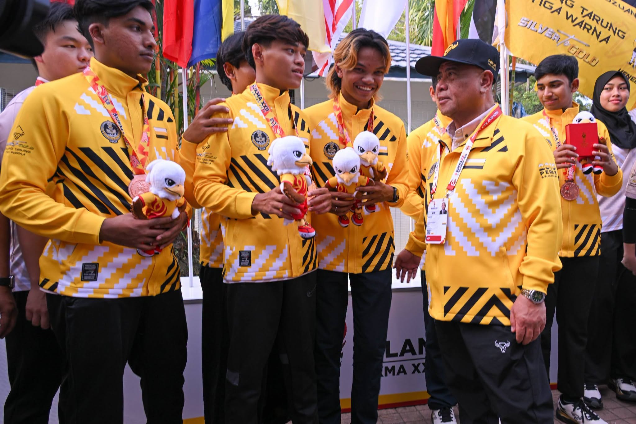 Perak raih 23 pingat SUKMA Selangor Keyphrase synonyms: Perak 23 pingat SUKMA, kontinjen Perak SUKMA Selangor, pungutan pingat Perak SUKMA, Perak enam emas SUKMA, pingat Perak SUKMA 2026 5 Related keyphrase: Nazirul Iqbal pecah rekod SUKMA Perak enam emas SUKMA Selangor kontinjen Perak SUKMA 2026 Nazirul Iqbal Roszaini emas menembak Perak kedudukan kelapan SUKMA