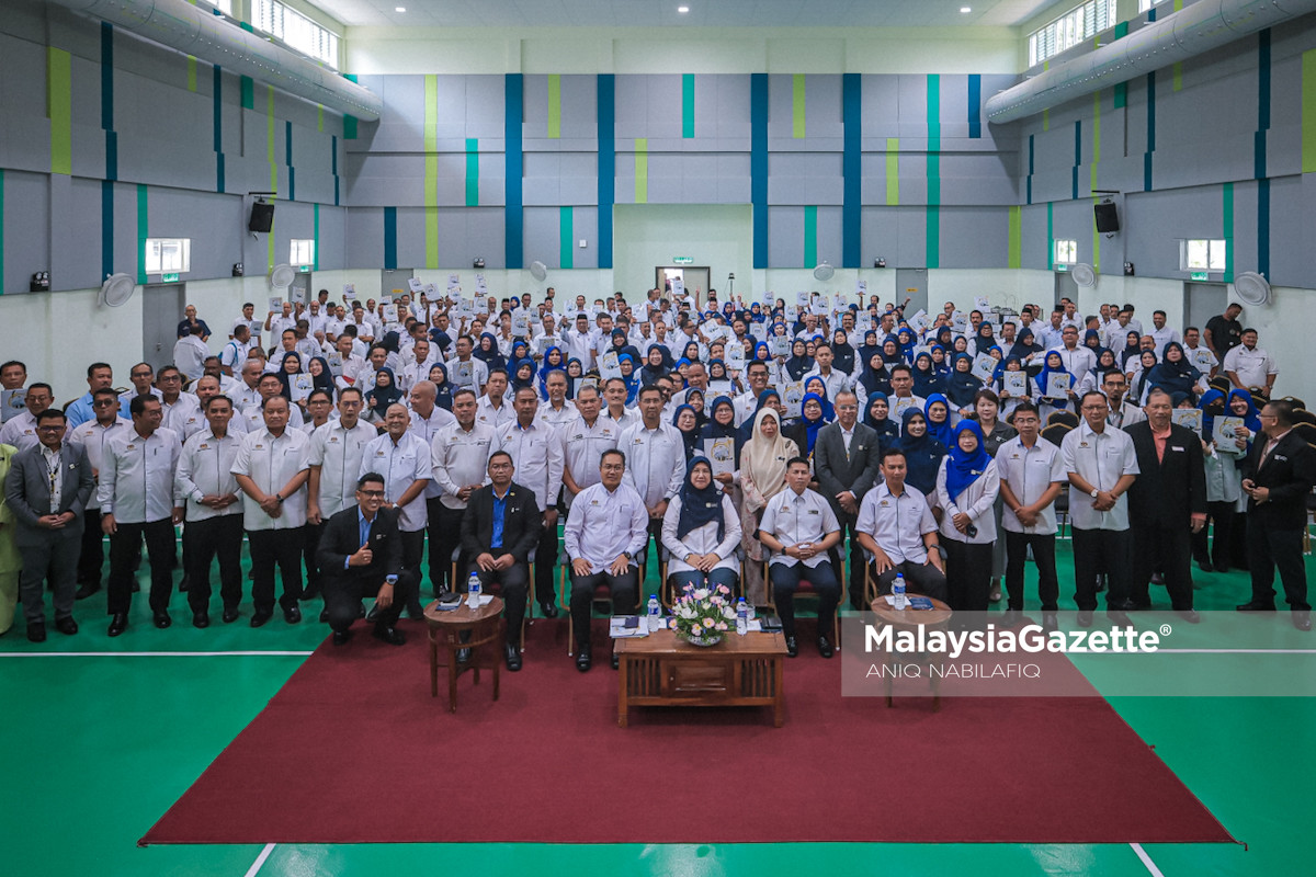 Reformasi sekolah Perak Keyphrase Synonyms Prakarsa Peningkatan Mutu Sekolah Reformasi sekolah KPM RM12.3 juta sekolah Perak Peruntukan sekolah Perak Inisiatif reformasi sekolah Related Keyphrase KPM salur RM12.3 juta kepada sekolah Perak Prakarsa Peningkatan Mutu Sekolah Reformasi sekolah KPM 2026 Rancangan Pendidikan Malaysia 2026-2035 Sekolah Inspirasi Perak