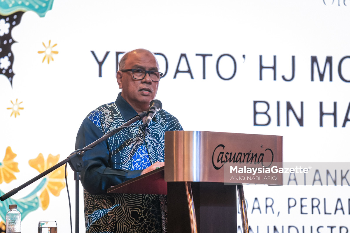 Teknologi sektor pertanian Perak teknologi pertanian Perak sektor pertanian Perak pertanian moden Perak automasi pertanian mekanisasi pertanian penggunaan teknologi dalam sektor pertanian automasi dan mekanisasi pertanian Perak produktiviti pertanian Perak kadar sara diri beras Perak Jabatan Pertanian Negeri Perak