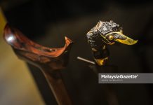 Logam: Dari simbol kuasa kepada sejarah Perak Logam: Dari simbol kuasa kepada sejarah Perak