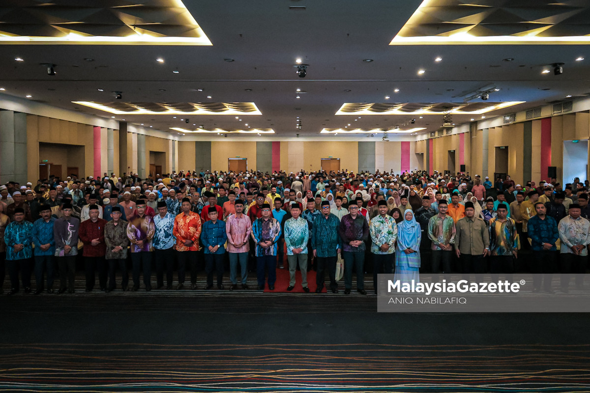 MAIPk nafi halau peniaga Keyphrase synonyms: MAIPk tidak halau peniaga, MAIPk nafi dakwaan halau peniaga, isu peniaga MAIPk, peniaga tapak Jalan Panglima Bukit Gantang Wahab, MAIPk jelaskan isu bekalan air 5 Related keyphrase: MAIPk jelaskan isu bekalan air bekalan air peniaga terputus di Ipoh tunggakan bil air MAIPk peniaga Jalan Panglima Bukit Gantang Wahab MAIPk peniaga Ipoh