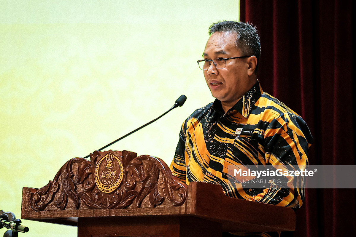 Sultan Nazrin Program Kesetiaan Kepada Raja dan Negara Keyphrase synonyms: Sultan Perak Program Kesetiaan Kepada Raja dan Negara, Program Menyemai Semangat Kesetiaan Kepada Raja dan Negara, Sultan Nazrin Shah Bulan Kemerdekaan, Sultan Nazrin program kemerdekaan Perak, Program Kesetiaan Kepada Raja dan Negara Perak 5 Related keyphrase: Sultan Nazrin Shah Perak Program Kesetiaan Kepada Raja dan Negara Perak Bulan Kemerdekaan Perak 2026 Raja Permaisuri Perak Tuanku Zara Salim 214,095 penyertaan murid Perak