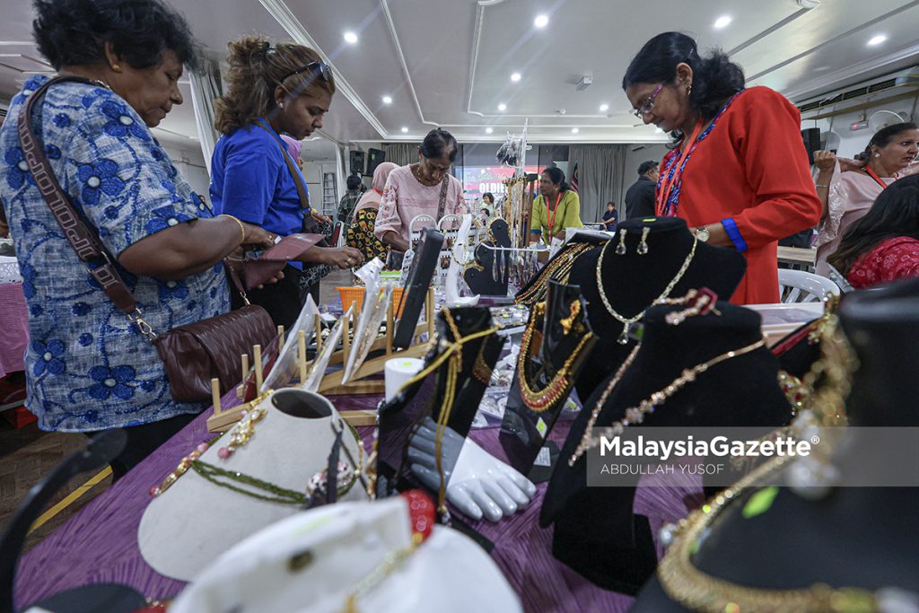 Warga emas jana pendapatan, bina keyakinan menerusi ‘Bazaar by Seniors’