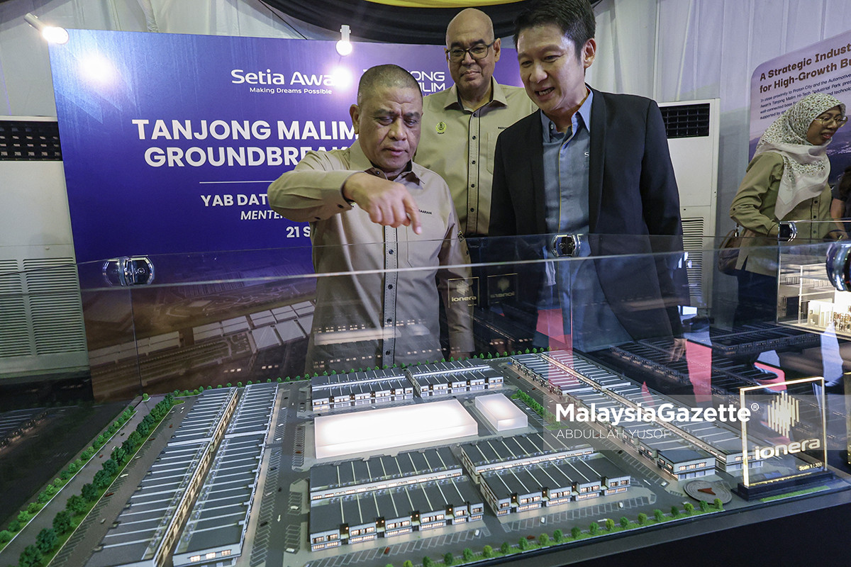 Tanjong Malim Hi-Tech Park Keyphrase synonyms: Tanjong Malim Hi-Tech Park Perak, taman perindustrian Tanjong Malim, kawasan industri Tanjong Malim, Tanjong Malim Hi-Tech, taman industri Tanjong Malim Related keyphrases (5): 1. GDV RM1.4 bilion Tanjong Malim 2. 15,000 peluang pekerjaan Tanjong Malim 3. pelaburan industri Tanjong Malim 4. kawasan perindustrian Tanjong Malim 5. hab automotif Muallim
