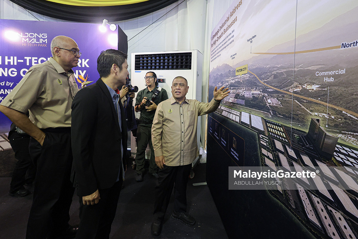 Tanjong Malim Hi-Tech Park Keyphrase synonyms: Tanjong Malim Hi-Tech Park Perak, taman perindustrian Tanjong Malim, kawasan industri Tanjong Malim, Tanjong Malim Hi-Tech, taman industri Tanjong Malim Related keyphrases (5): 1. GDV RM1.4 bilion Tanjong Malim 2. 15,000 peluang pekerjaan Tanjong Malim 3. pelaburan industri Tanjong Malim 4. kawasan perindustrian Tanjong Malim 5. hab automotif Muallim