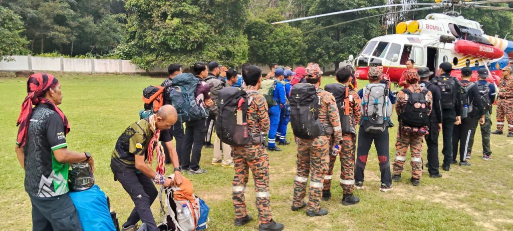 Enam pendaki hilang beri isyarat asap - Bomba