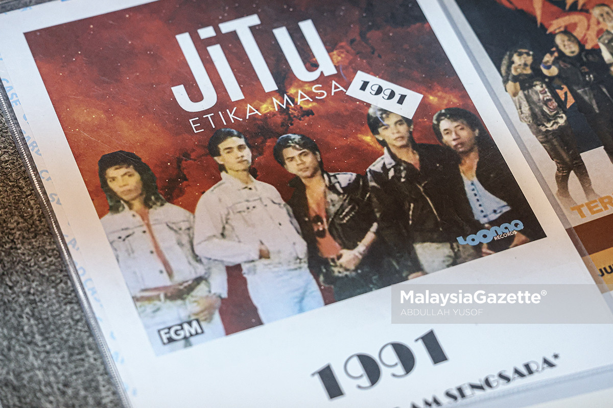 kumpulan rock Jitu kumpulan Jitu Ipoh, kumpulan rock Jitu kembali aktif, kebangkitan semula kumpulan Jitu, Jitu kumpulan rock era 90-an 1. Jitu kembali gegar pentas rock 2. kumpulan rock Malaysia era 90-an 3. album Etika Masa Jitu 4. lagu Terkunci Dalam Sengsara 5. single Rindu Dalam Sengsara