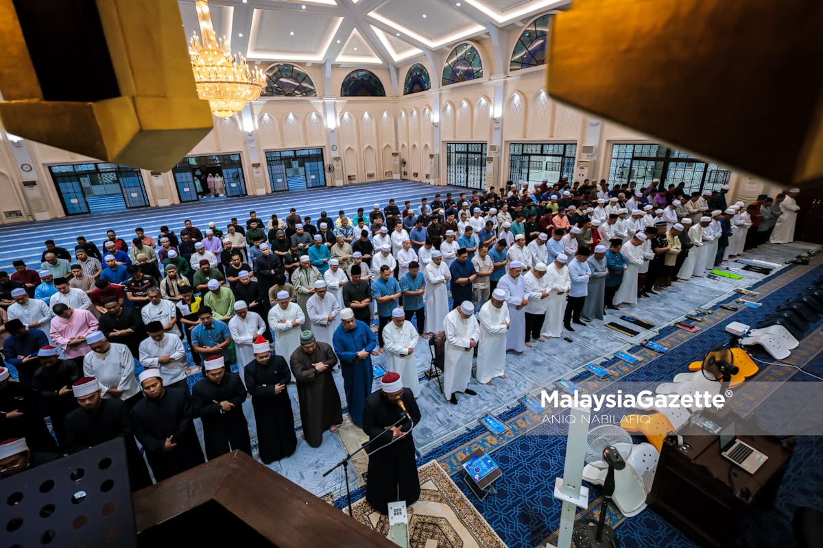Rehlah Perdana Bulan Kesiapsiagaan Nasional Keyphrase synonyms: Rehlah Perdana 2026, Bulan Kesiapsiagaan Nasional 2026, Rehlah Perdana NADMA, program kesiapsiagaan bencana Related keyphrases (5): Ahmad Zahid Hamidi Rehlah Perdana di Ipoh Bulan Kesiapsiagaan Nasional 2026 NADMA Malaysia Monsun Timur Laut 2026