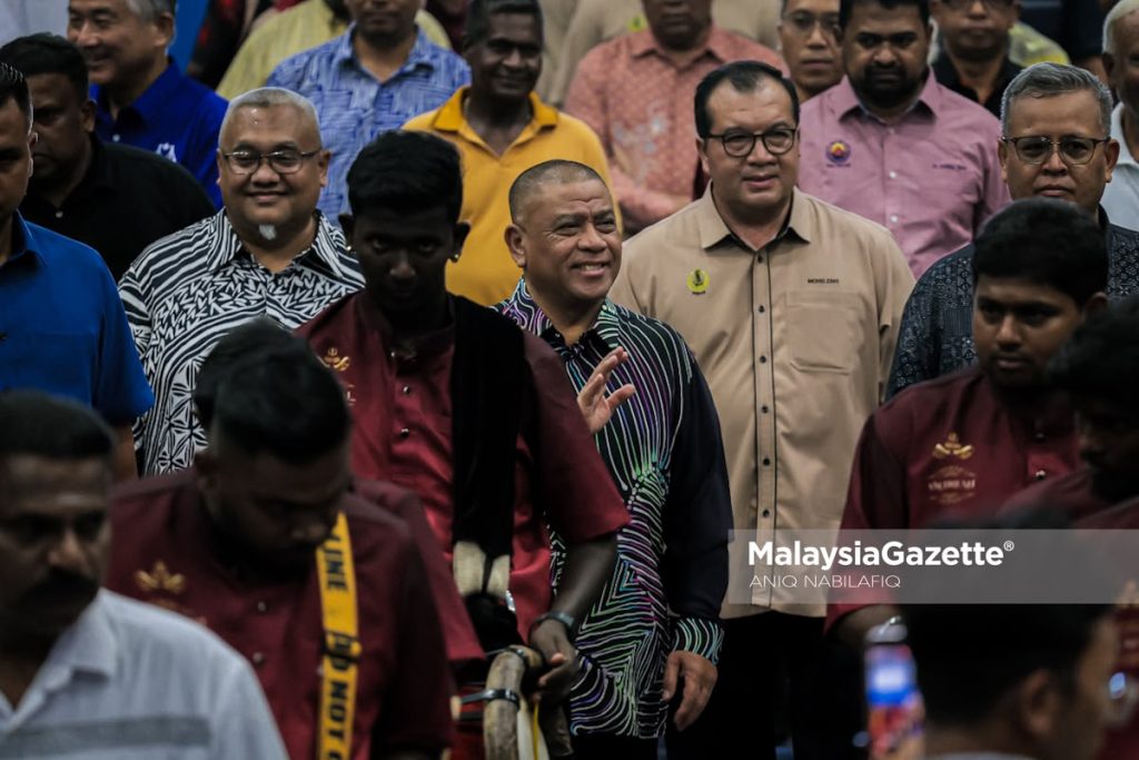 300 penerima eKasih, B40 di Muallim terima sumbangan kotak makanan sempena Deepavali